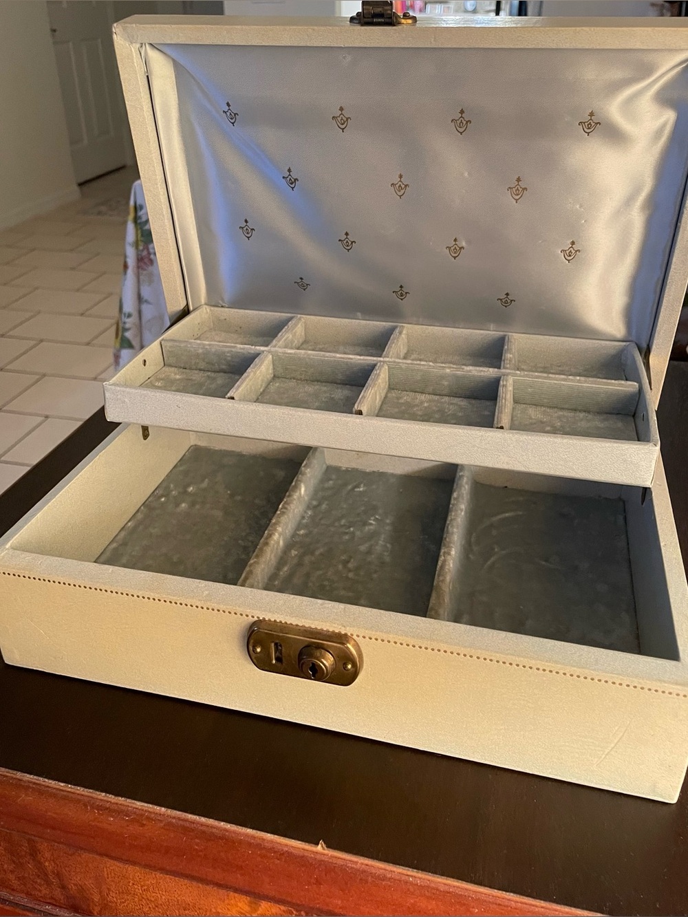 Vintage Bond Jewelry Box with Velvet Compartments